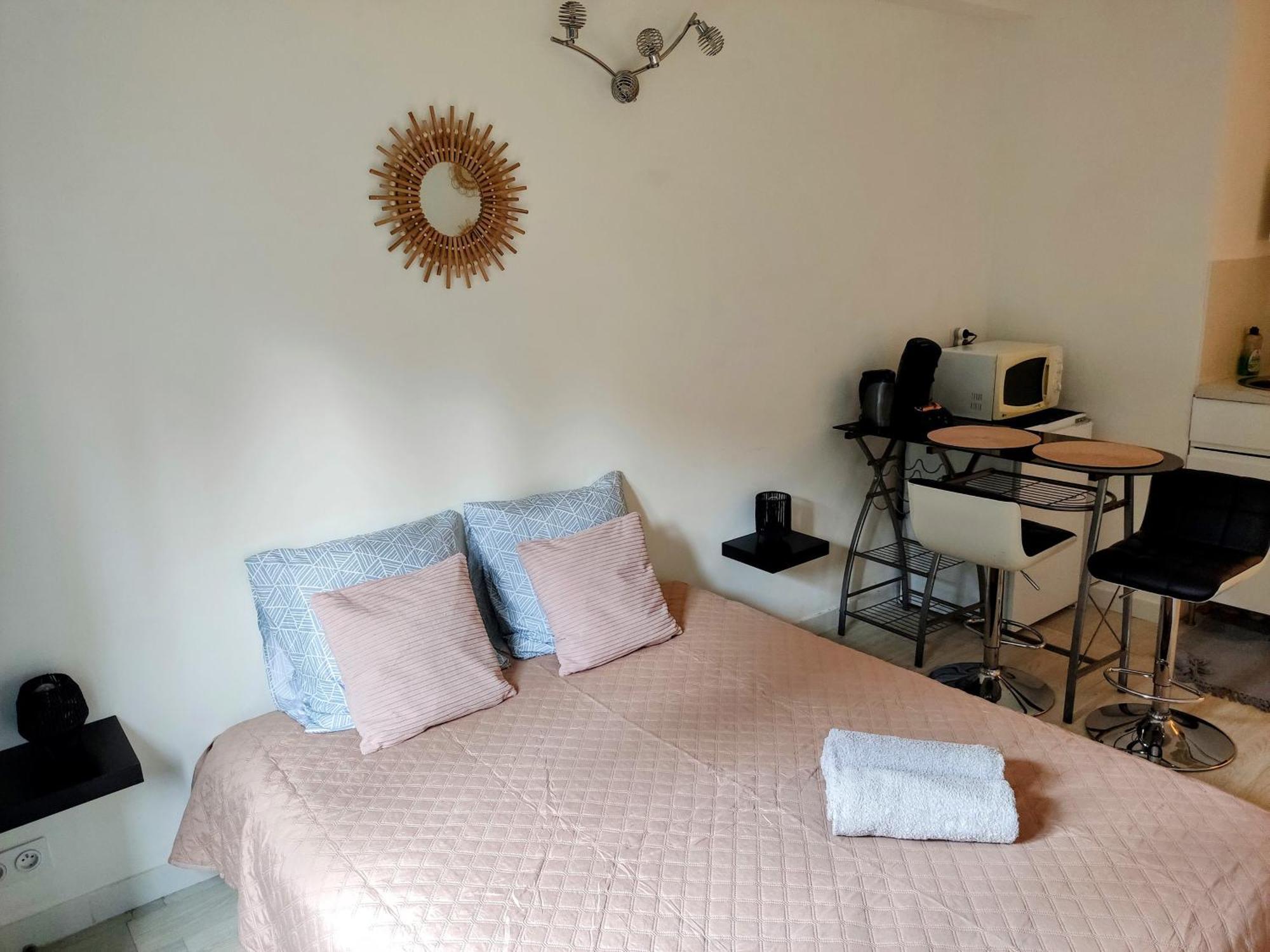 Provencal-Style Apartment Aix-en-Provence Buitenkant foto